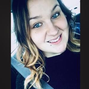 Meet your Posher, Kayla